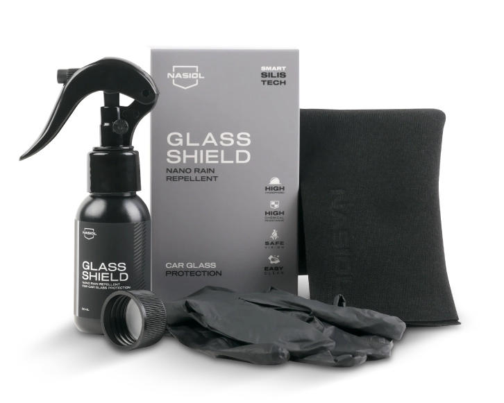 ガラスに撥水効果を付与するスプレーGLASSHIELD同梱物